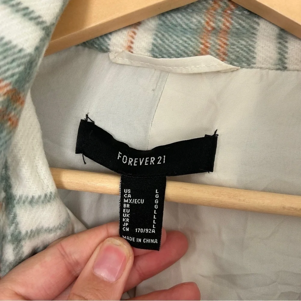 Forever 21 Cream Green Flannel Shacket Jacket Button Down Fall Comfy Oversized - Picture 2 of 6